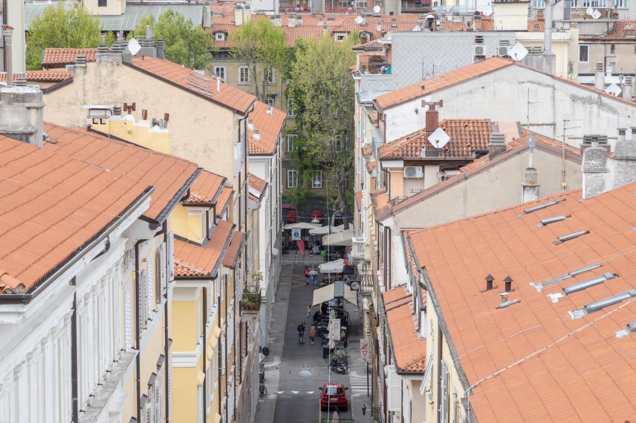 Svevo, Rustico Centrale Con Parcheggio A Triest Exterior foto